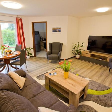 Ferienwohnung Tukan Apartment Dresden Laubegast Wlan Tv Ebike Exterior foto